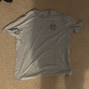 Under Armour Men's Gray Short Sleeve Tee